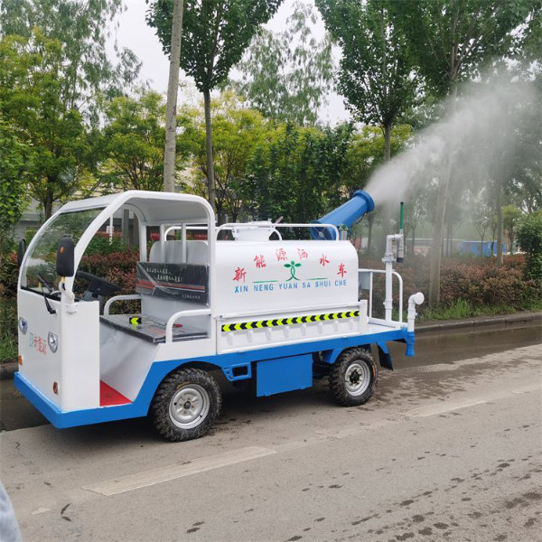 洒水车